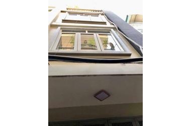Bán nhà Nam Dư- Hoàng Mai, ô tô qua cửa,  chỉ 2.7 tỷ, 33m2 * 4.5 tầng, 2 mặt ngõ